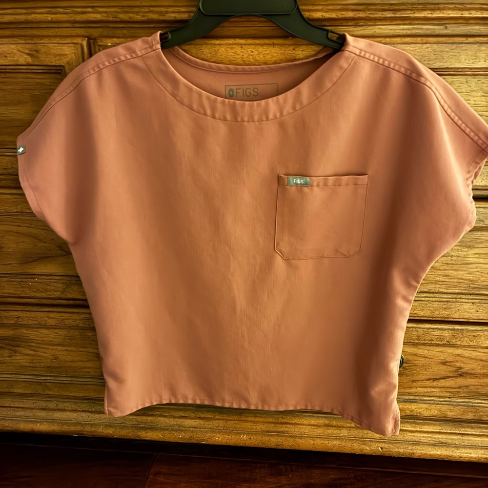 Figs limited edition top MAUVE